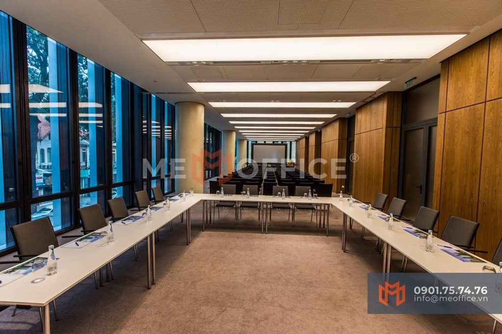 ngoi-nha-duc-deutsches-haus-33-le-duan-quan-1-meoffice.vn-005
