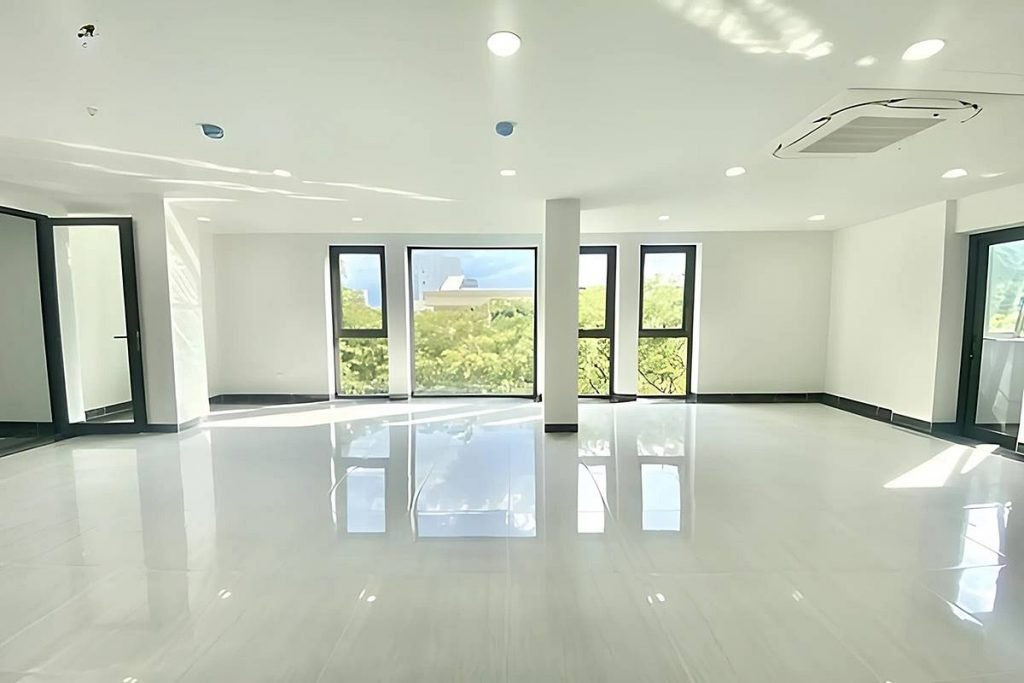 Sàn trống cao ốc văn phòng cho thuê VTD Building 17 Hồ Văn Huê, Phường 9, Quận Phú Nhuận, TP. HCM - Hotline 0901.75.74.76