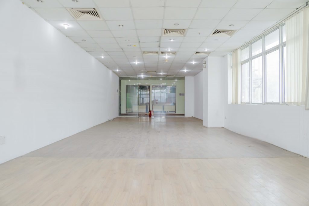 Sàn trống văn phòng cho thuê Halo Building Premium (36 Bùi Thị Xuân, Phường Bến Thành, Quận 1) - Hotline 0901.75.74.76