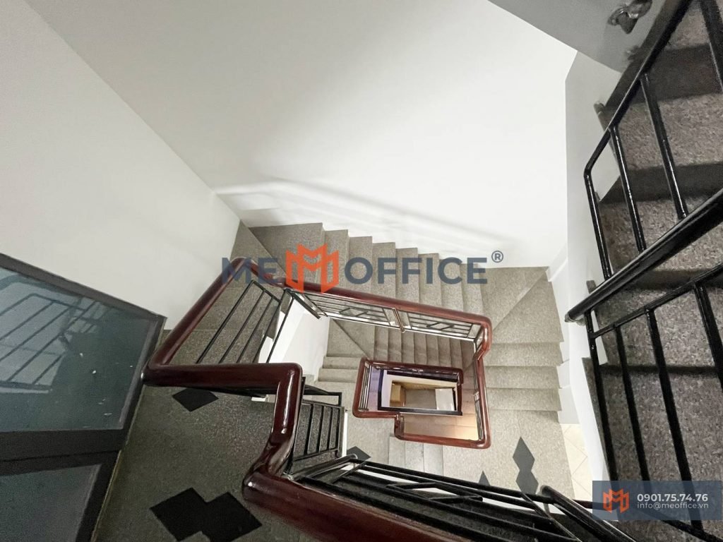 Thang bộ văn phòng cho thuê RD View Office (348 Nguyễn Thị Minh Khai, Phường 5, Quận 3) - Hotline 0901.75.74.76