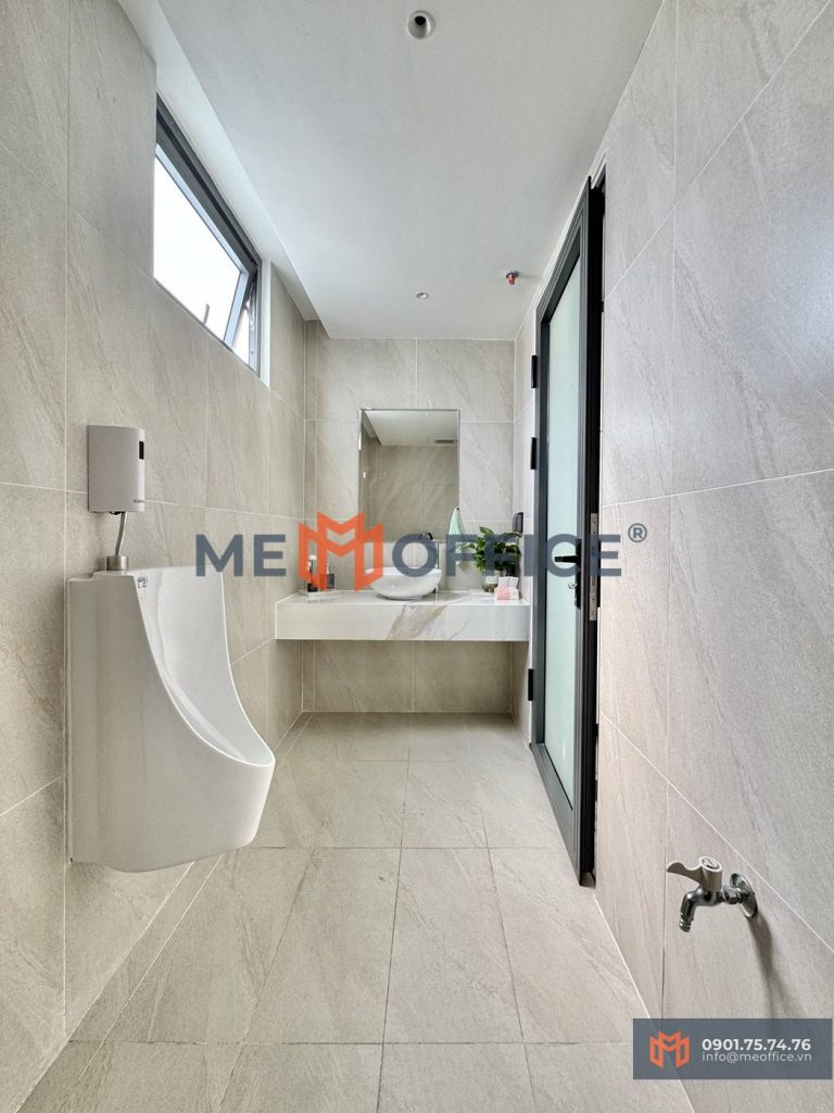 Nhà vệ sinh văn phòng cho thuê TBA Building (199 Điện Biên Phủ, Phường Võ Thị Sáu, Quận 3) - Hotline 0901.75.74.76