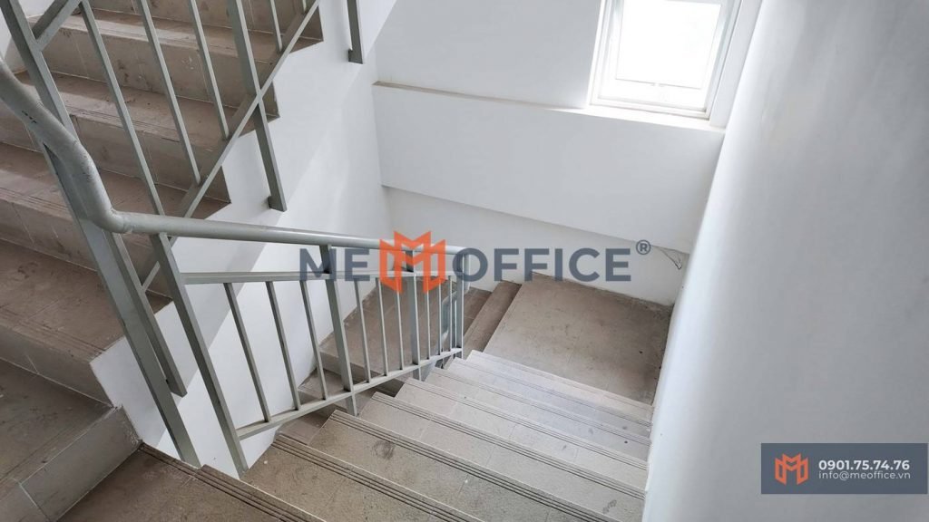 Thang bộ văn phòng cho thuê Halo Building Signature (257 Điện Biên Phủ, Phường Võ Thị Sáu, Quận 3)- Hotline 0901.75.74.76