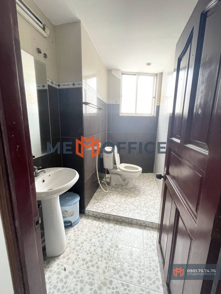 Nhà vệ sinh văn phòng cho thuê Sabay Building Nam Quốc Cang (18A Nam Quốc Cang, Phường Phạm Ngũ Lão, Quận 1) - Hotline 0901.75.74.76