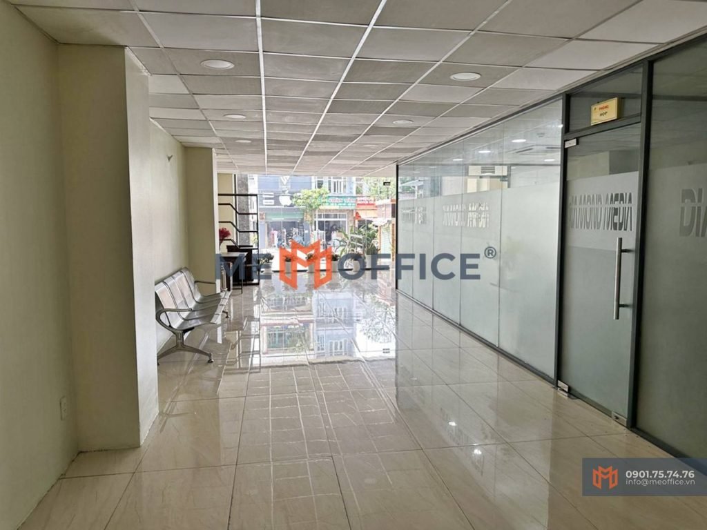 Hành lang văn phòng cho thuê TP Building (345 Phạm Văn Bạch, Phường 15, Quận Tân Bình) - Hotline 0901.75.74.76