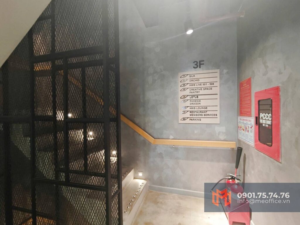 Thang bộ tòa nhà văn phòng cho thuê Savista Zeta Building, 92A Nguyễn Hữu Cảnh, Phường Thạnh Mỹ Tây, TP.HCM (P.22, Quận Bình Thạnh) - Hotline 0901.75.74.76